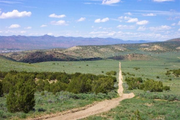 1.910 ACRES IN BOOMING ELKO COUNTY NEVADA GREAT CORNER LOT WITH 360 DEGREE VALLEY & MOUNTAIN VIEWS.