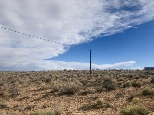 Large view of 20 Acres Of Northern Arizona Land! Water, Septic, Horse Stable, Power, Phone, County Road Frontage!! Photo 3