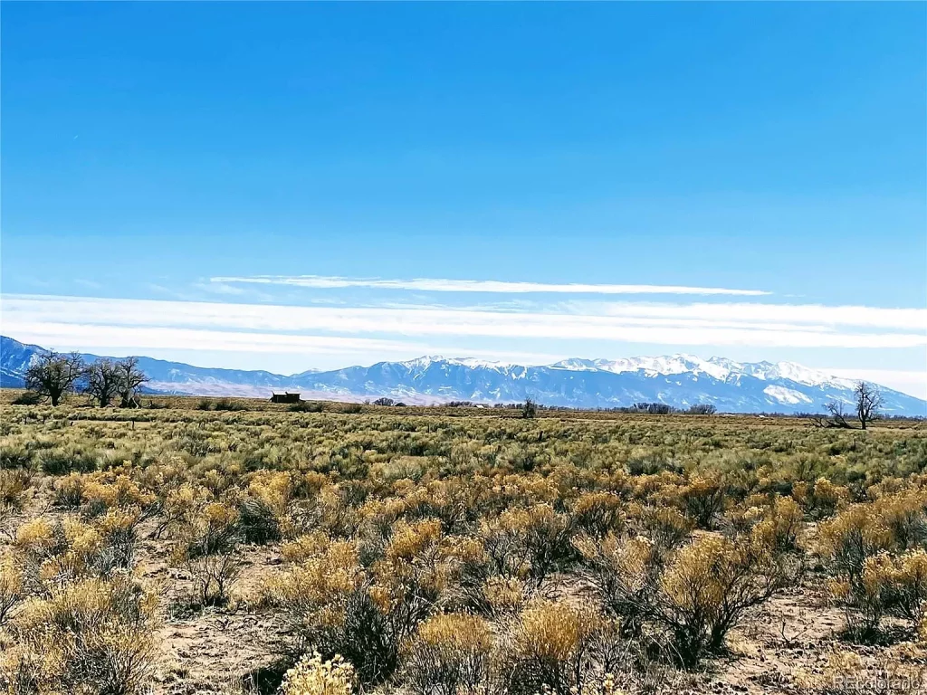 Large view of 3.27 ACRES IN CRESTONE, COLORADO WITH BEAUTIFUL VIEWS OF THE SOUTHERN ROCKY MOUNTAINS AND BACKS CREEK. Photo 4