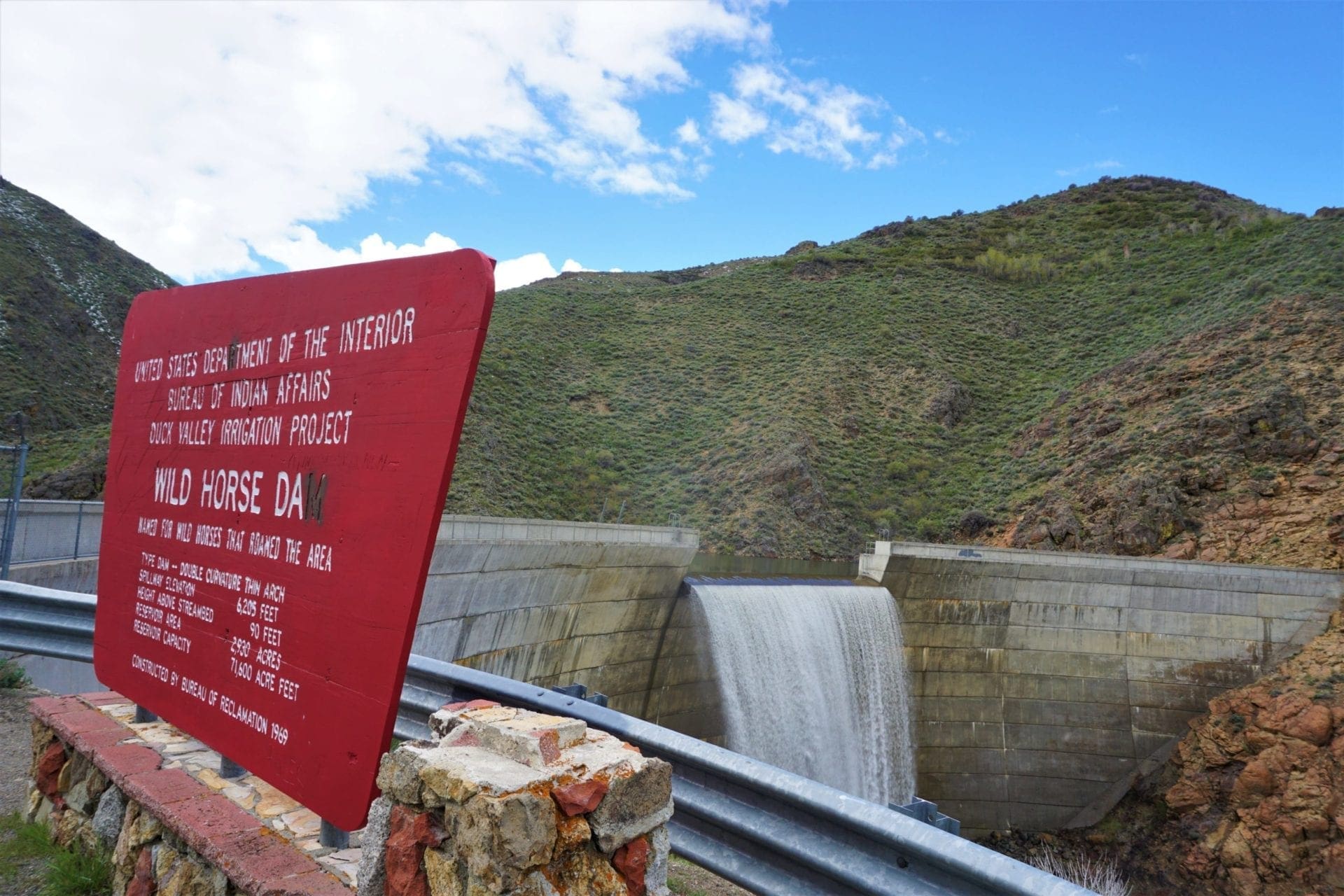 Beautiful 1.37 Acre Lot In Wild Horse Estates, Nevada! Adjoining Parcel Available photo 1