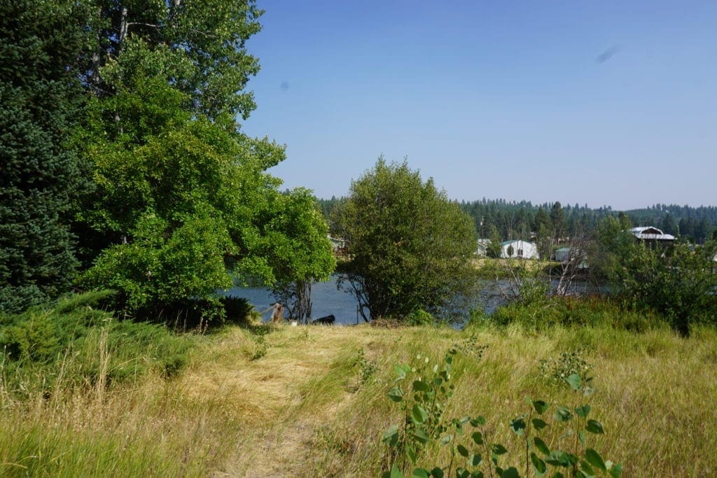 Large view of Lot on Williamson River World Class Blue Ribbon Fishing Photo 6