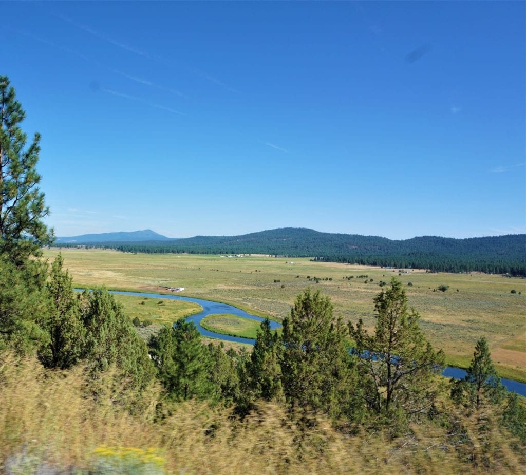 Large view of Beautiful 3.11 Acres in Klamath County, Oregon ~ Fabulous River & Valley Views! Photo 3