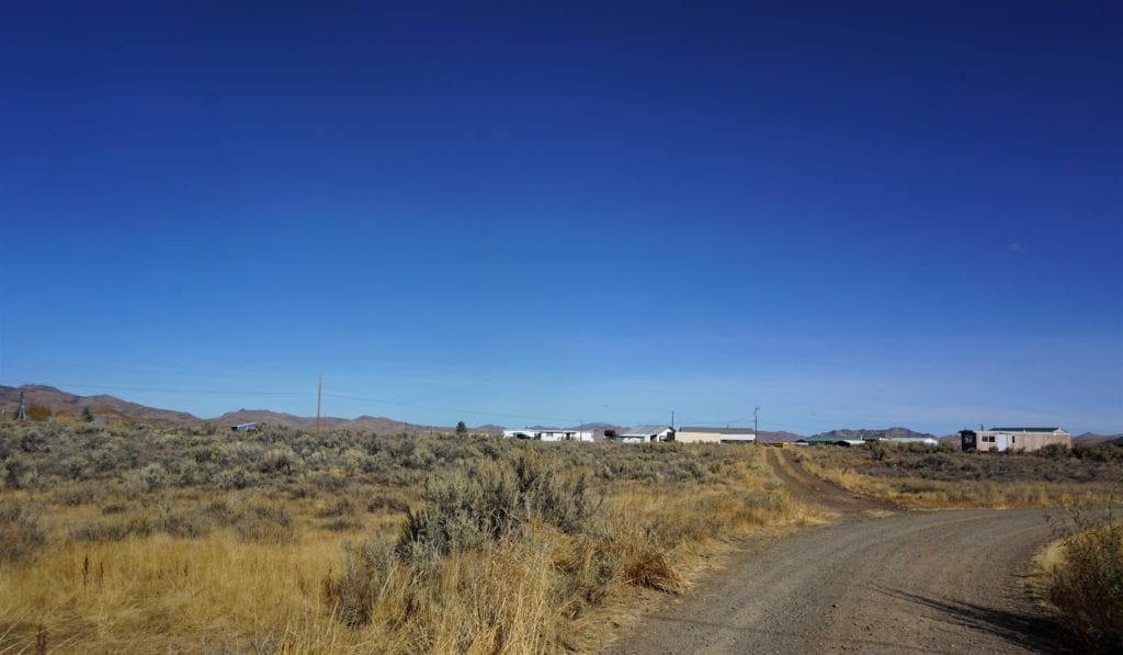 Large view of 1.030 Acres in Beautiful Wildhorse Estates #1 footsteps to Lake with 40′ x 12′ Mobil Home Photo 8