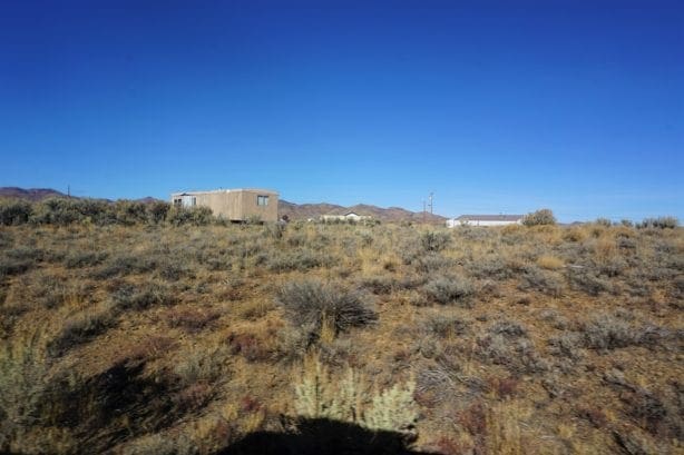1.030 Acres in Beautiful Wildhorse Estates #1 footsteps to Lake with 40′ x 12′ Mobil Home