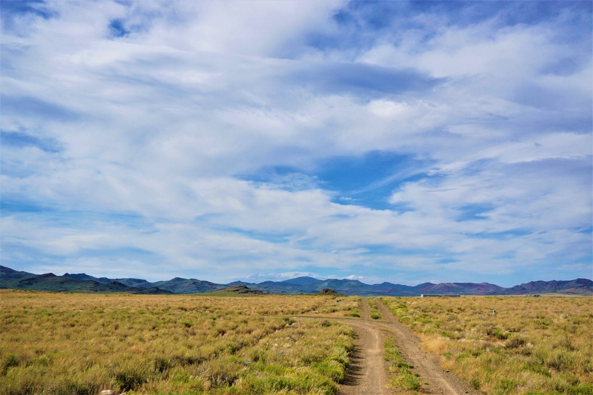 1/4 ACRE IN UTAH TONS OF WILDLIFE AND OPEN SPACES photo 2