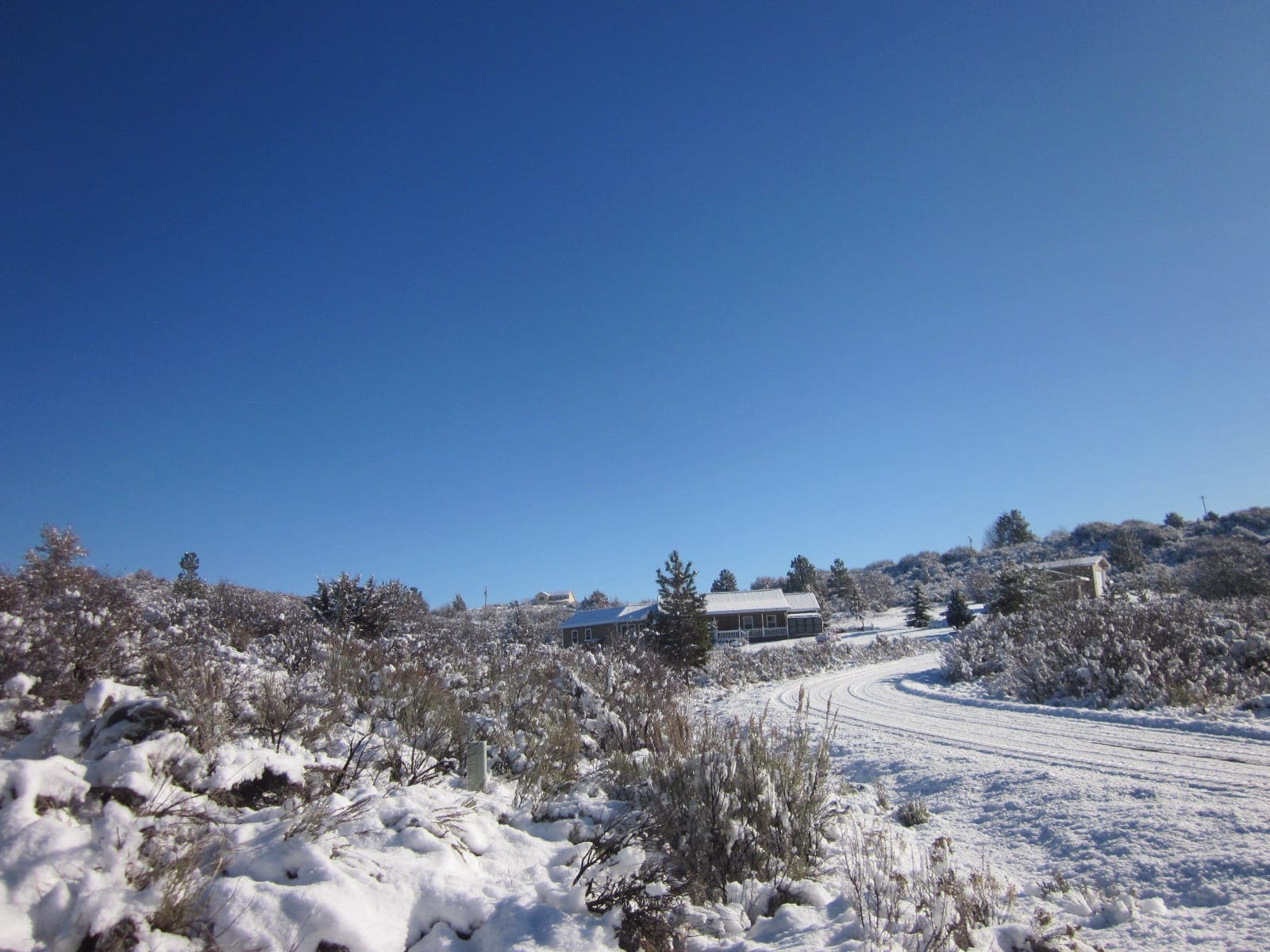 .37 Acres in Klamath County Oregon Beautiful Lot Near Agency Lake photo 7