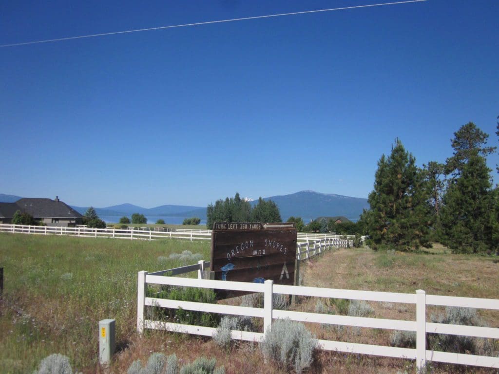 Large view of 0.47 AC BUILDING LOT IN BEAUTIFUL OREGON SHORES NEAR CRATER LAKE & CALIFORNIA BORDER. Photo 3
