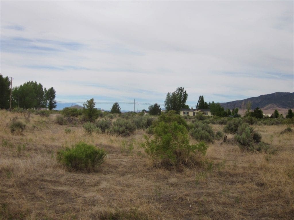 Large view of 10.44 Acre buildable lot With I-80 Frontage in Winnemucca Nevada Photo 3