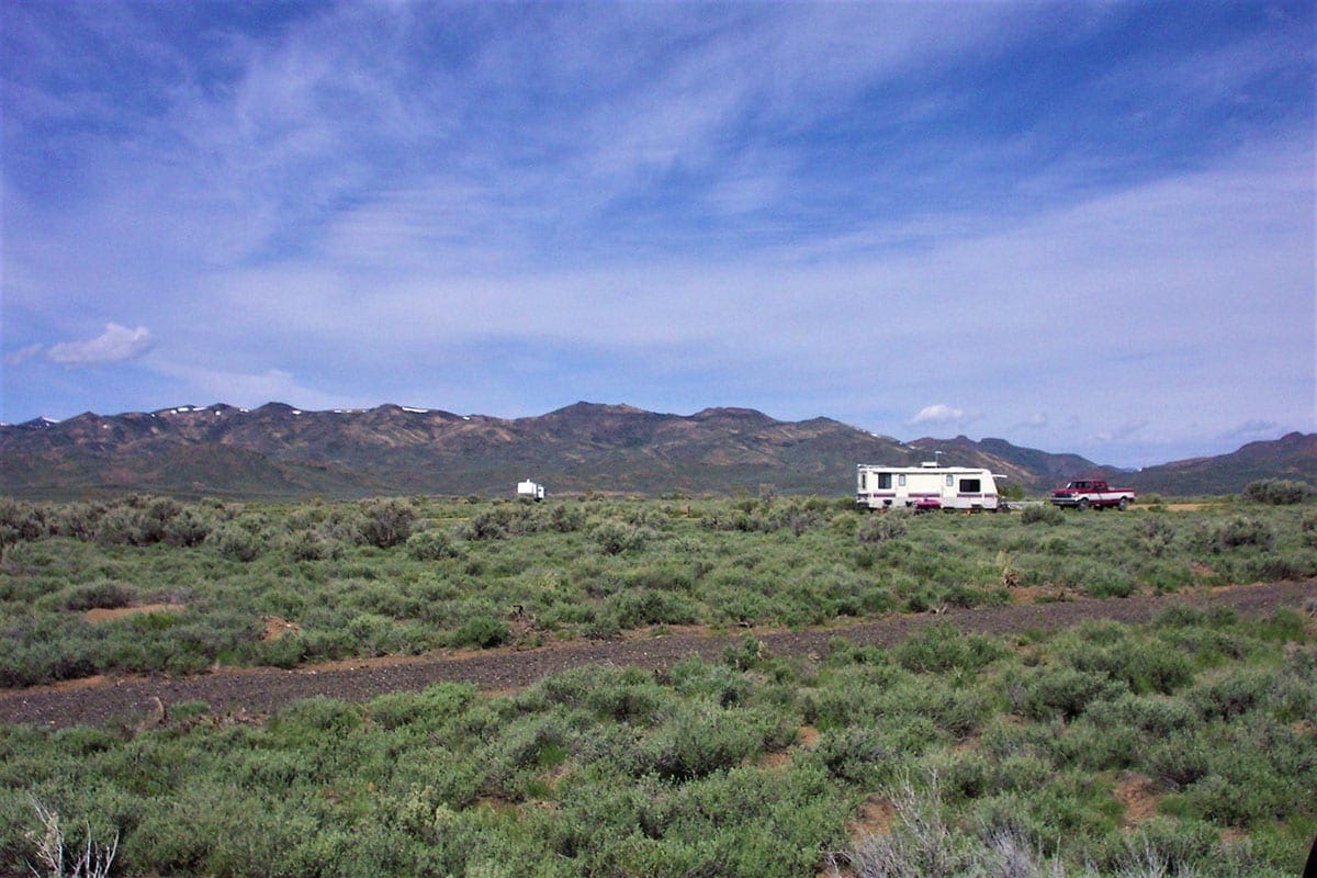 Beautiful Nevada Land footsteps to Wild Horse Reservoir near Idaho photo 1
