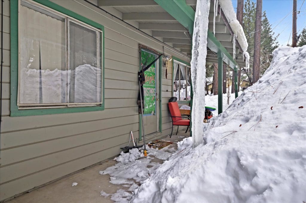 Large view of GREAT INCOME PRODUCING MULTI FAMILY DUPLEX NEAR STATELINE IN SOUTH LAKE TAHOE, CALIFORNIA! Photo 4