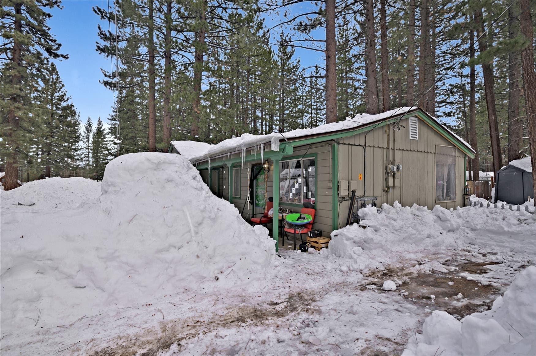 GREAT INCOME PRODUCING MULTI FAMILY DUPLEX NEAR STATELINE IN SOUTH LAKE TAHOE, CALIFORNIA! photo 12