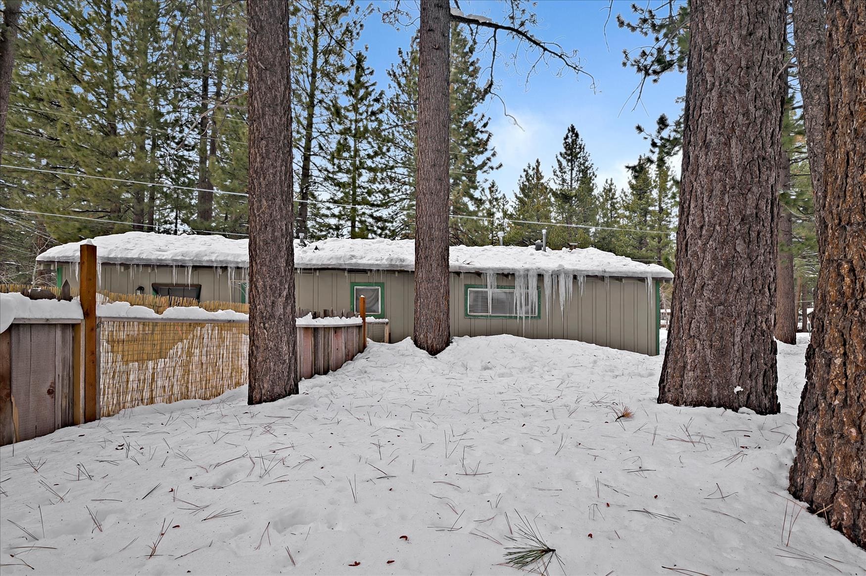 GREAT INCOME PRODUCING MULTI FAMILY DUPLEX NEAR STATELINE IN SOUTH LAKE TAHOE, CALIFORNIA! photo 11