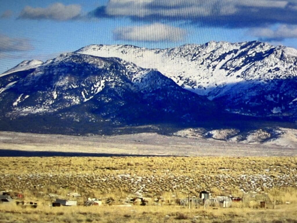 Large view of 1/4 ACRE IN UTAH TONS OF WILDLIFE AND OPEN SPACES Photo 7