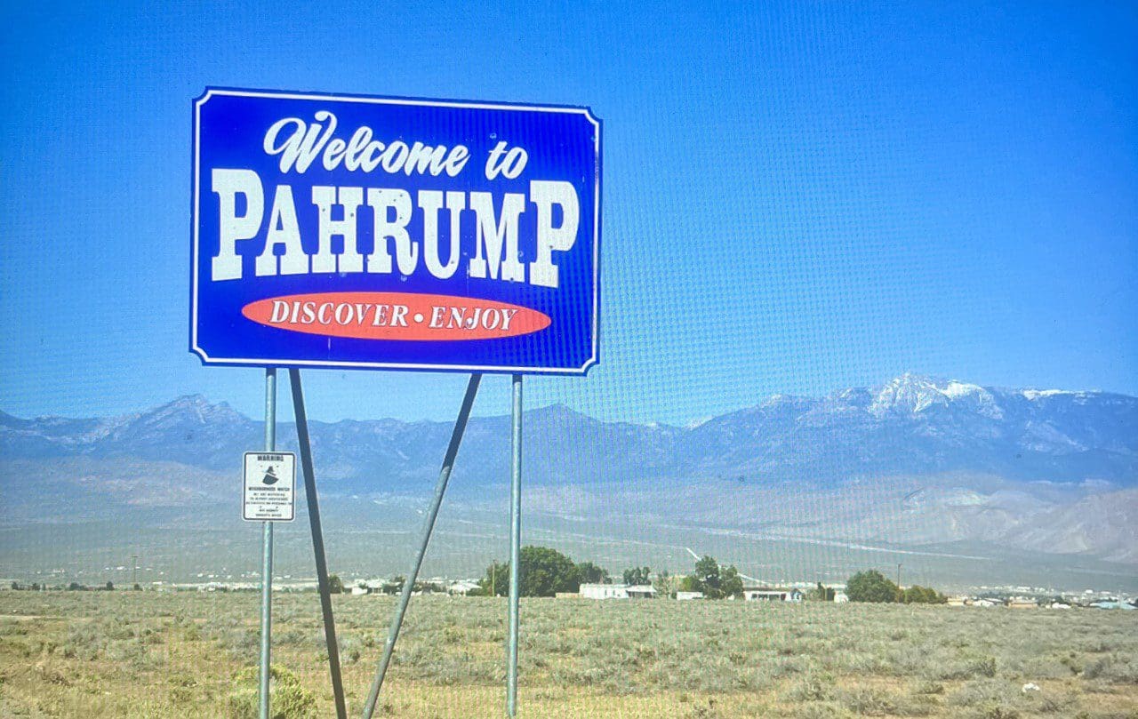 BUILDING LOT IN BOOMING PAHRUMP, NEVADA NYE COUNTY NEAR