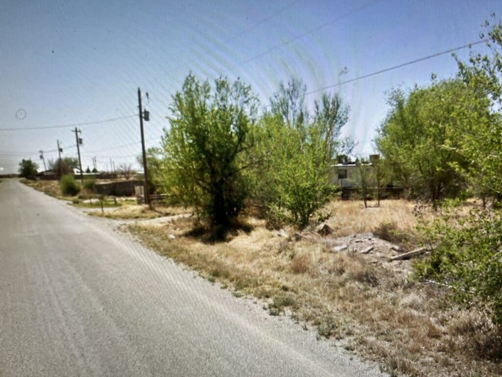 Large view of 0.73 ACRE LOT IN ARTESIA, NEW MEXICO ~ GORGEOUS BUILDING LOT IN TOWN ~ NEAR ROSEWELL & LINCOLN NAT. FOREST Photo 1