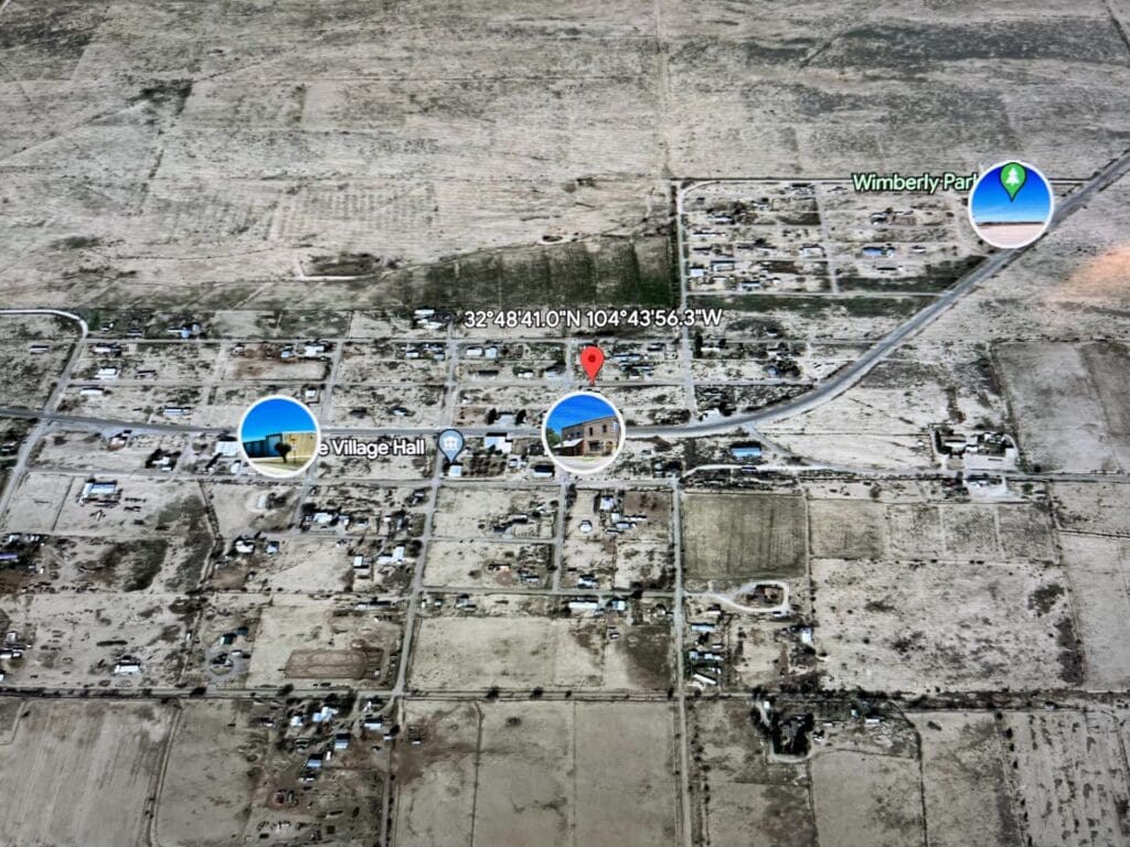 Large view of 0.155 GORGEOUS LAND IN DOWNTOWN HOPE, NEW MEXICO WITH POWER Photo 9