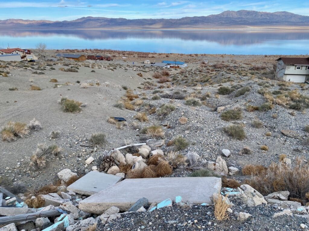 Large view of 9.83 GORGEOUS ACRES OVERLOOKING WALKER LAKE, CREEK & FRONTS HWY 95 WITH AMAZING VIEWS, POWER, EASY ACCESS, FOOTSTEPS TO WATER EGDE. Photo 43