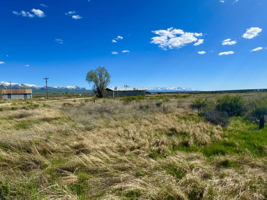 PREMIUM LOT IN DEETH, NEVADA IN STARR VALLEY ON STARR LANE SUPER RARE EASY ACCESS OFF I80