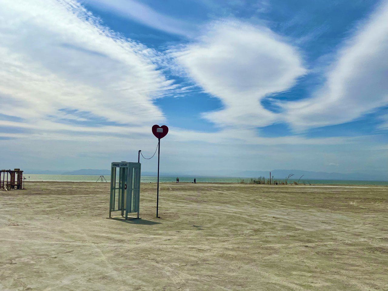 .12 ACRE IN SUNNY SOUTHERN CALIFORNIA BOMBAY BEACH FRONT PROPERTY