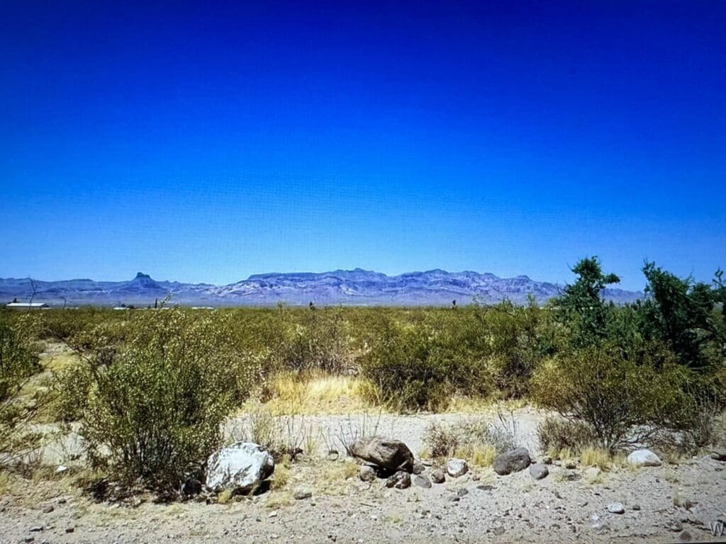 Large view of 1.75 ACRES ~ MOHAVE CO, ARIZONA NEAR KINGMAN & LAKE HAVASU BEAUTIFUL CORNER LOT WITH ROAD & POWER Photo 1