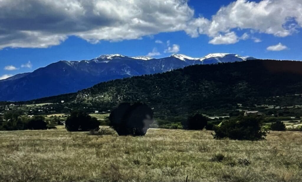 Large view of GORGEOUS BUILDING LOT IN GROWING COLORADO CITY~NEAR GOLF COURSE AND TOWN JUST OFF HIGHWAY I-95 Photo 2