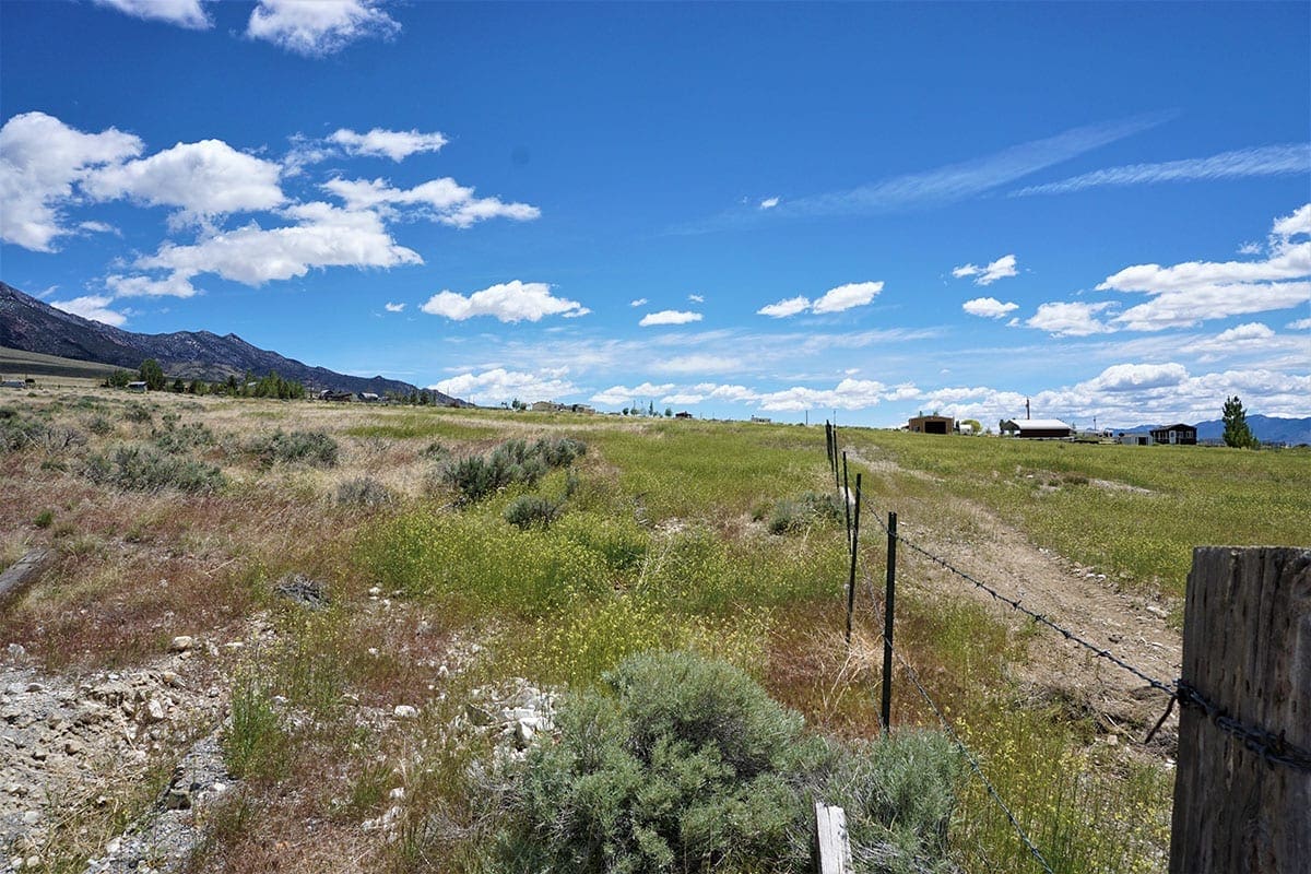 2.89 Acres on the Heels of Pilot Peak with power - landscape photo 4